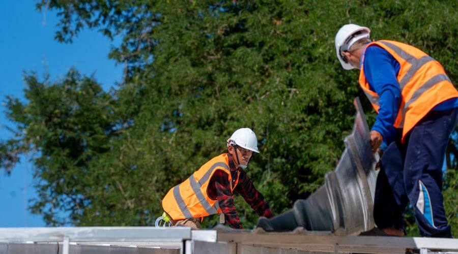 Professional new roof installation services in Clinton, LA